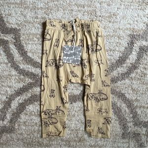 Kate Quinn panda pants